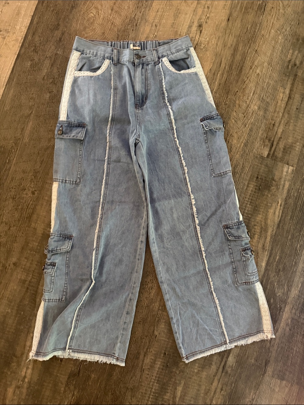 POL Light Blue Distressed Wide Leg Denim Jeans sz Medium